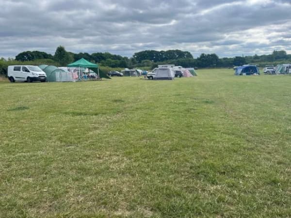 Blacklands Farm Caravan and Camping photo 2