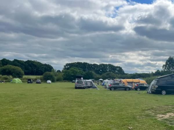 Blacklands Farm Caravan and Camping photo 4