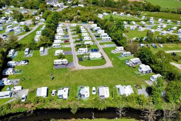 Bryn Gloch Caravan & Camping Park photo 2